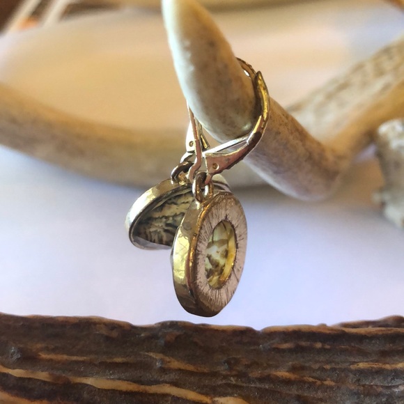 Rutilated Quartz Leverback Earrings - Picture 4 of 8